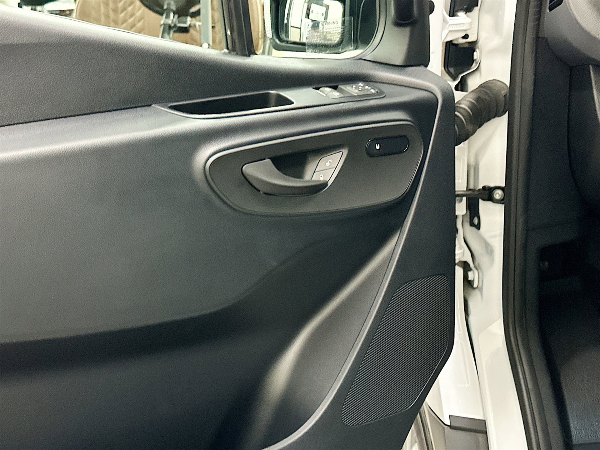 Certified 2025 Mercedes-Benz Sprinter 2500 image 18