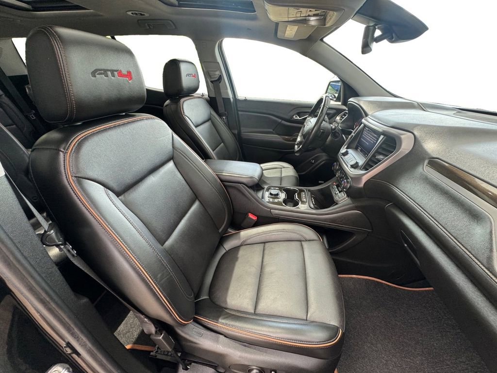 Used 2022 GMC Acadia AT4 w/ Technology Package image 16