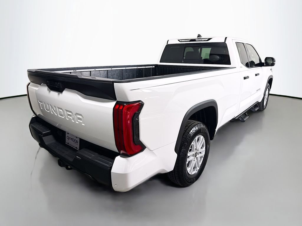 Used 2022 Toyota Tundra SR5 w/ SR5 Convenience Package AWD/4WD image 6