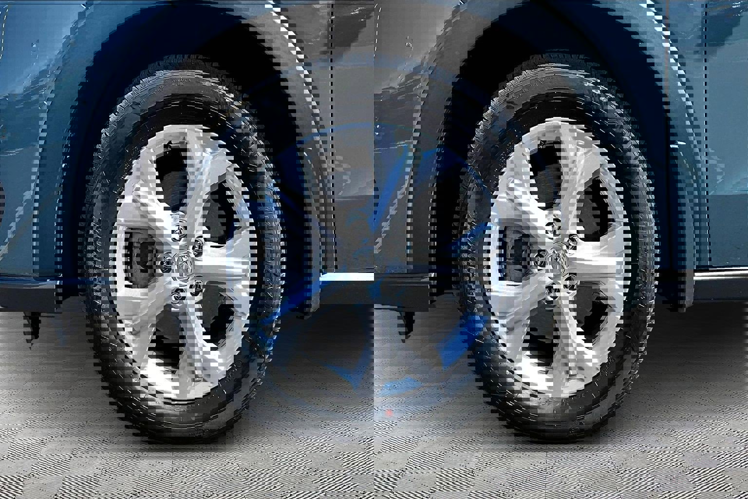 Used 2023 Honda HR-V LX image 34