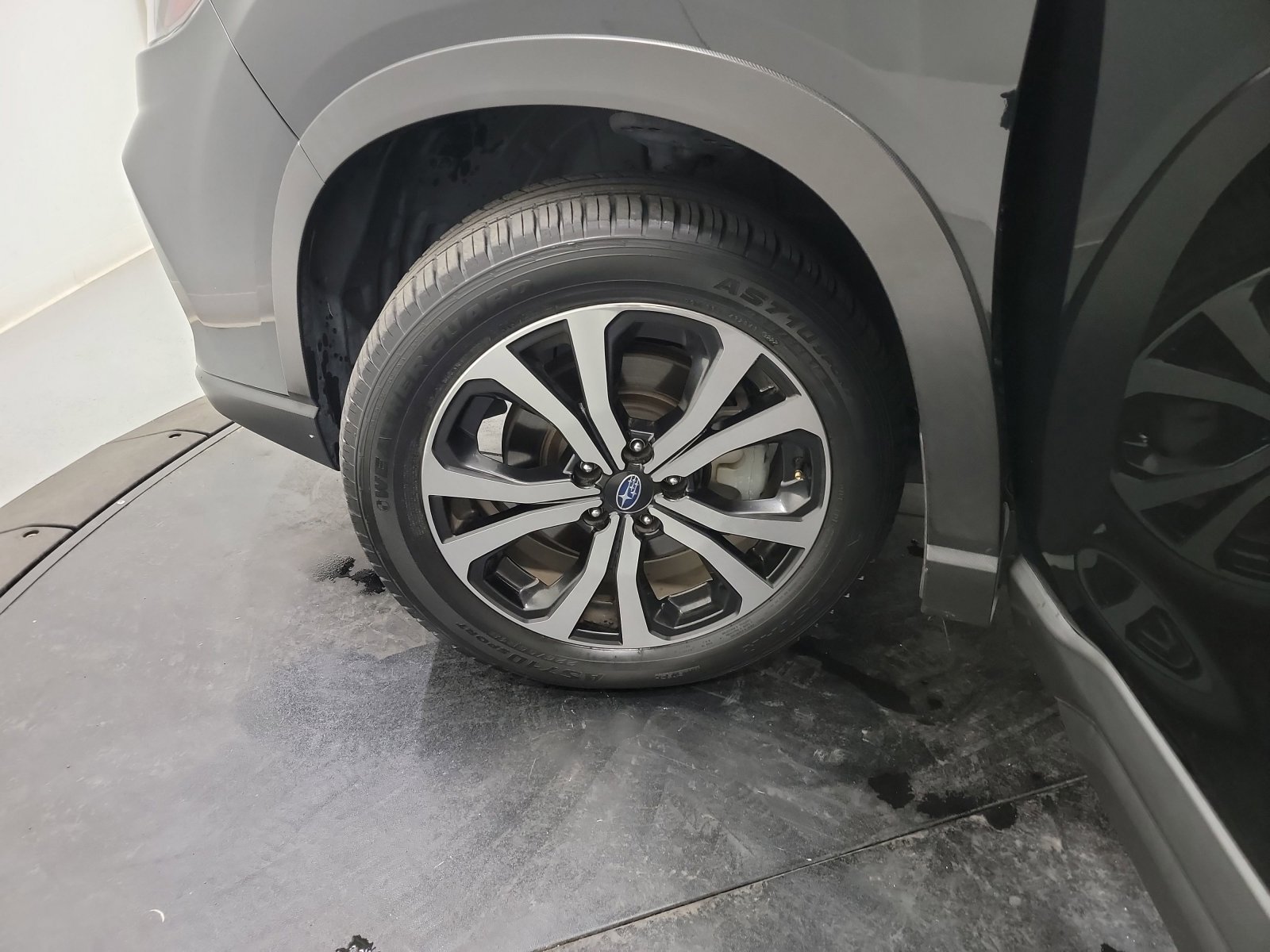 Used 2020 Subaru Forester Limited image 30