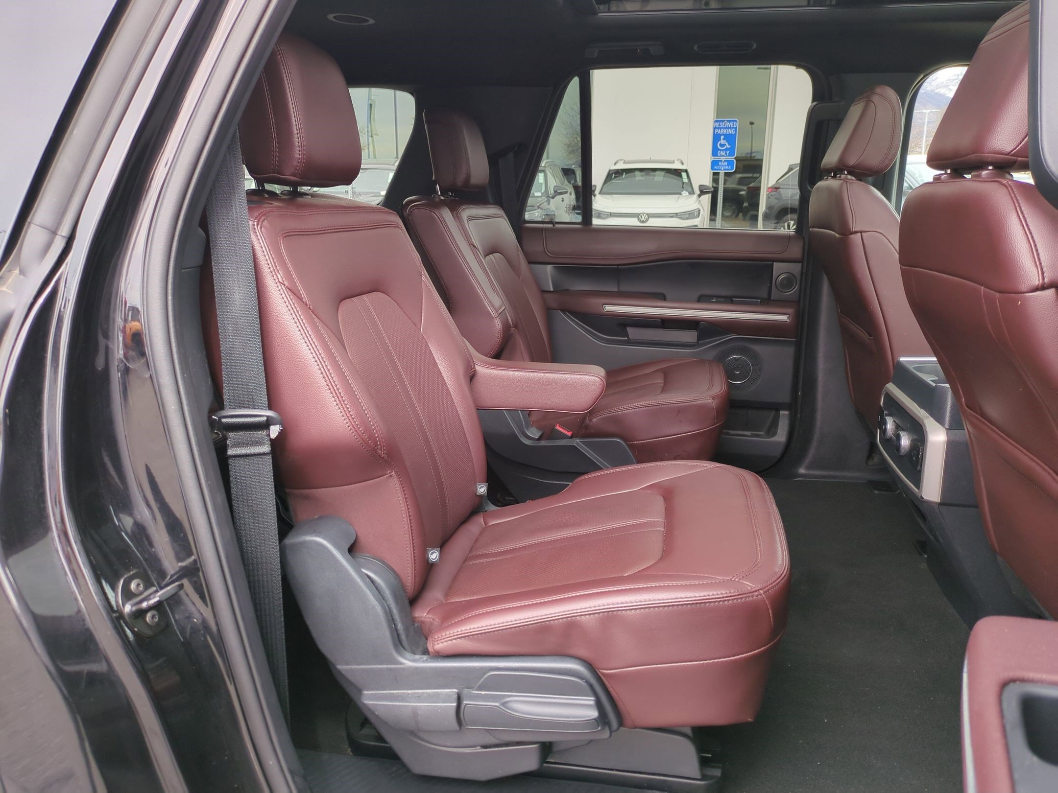 Used 2024 Ford Expedition Max Limited image 34