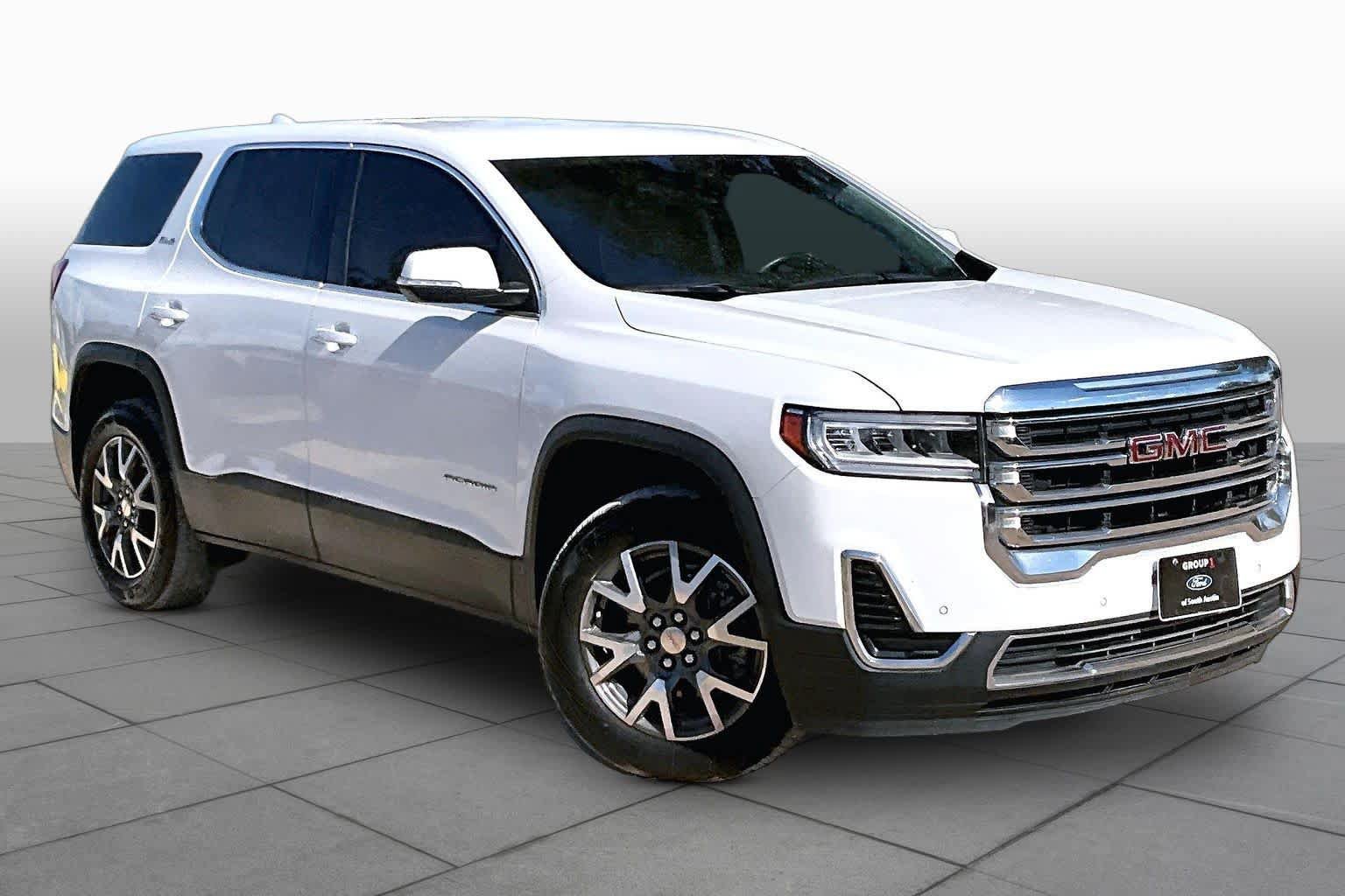 Used 2022 GMC Acadia SLE FWD image 3