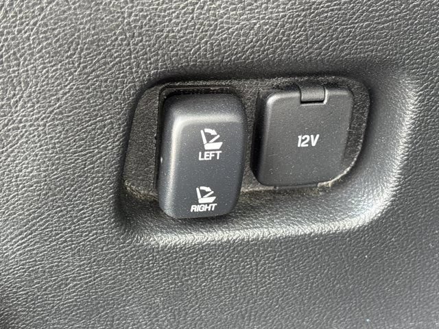 Used 2024 Ford Edge SEL AWD/4WD image 8