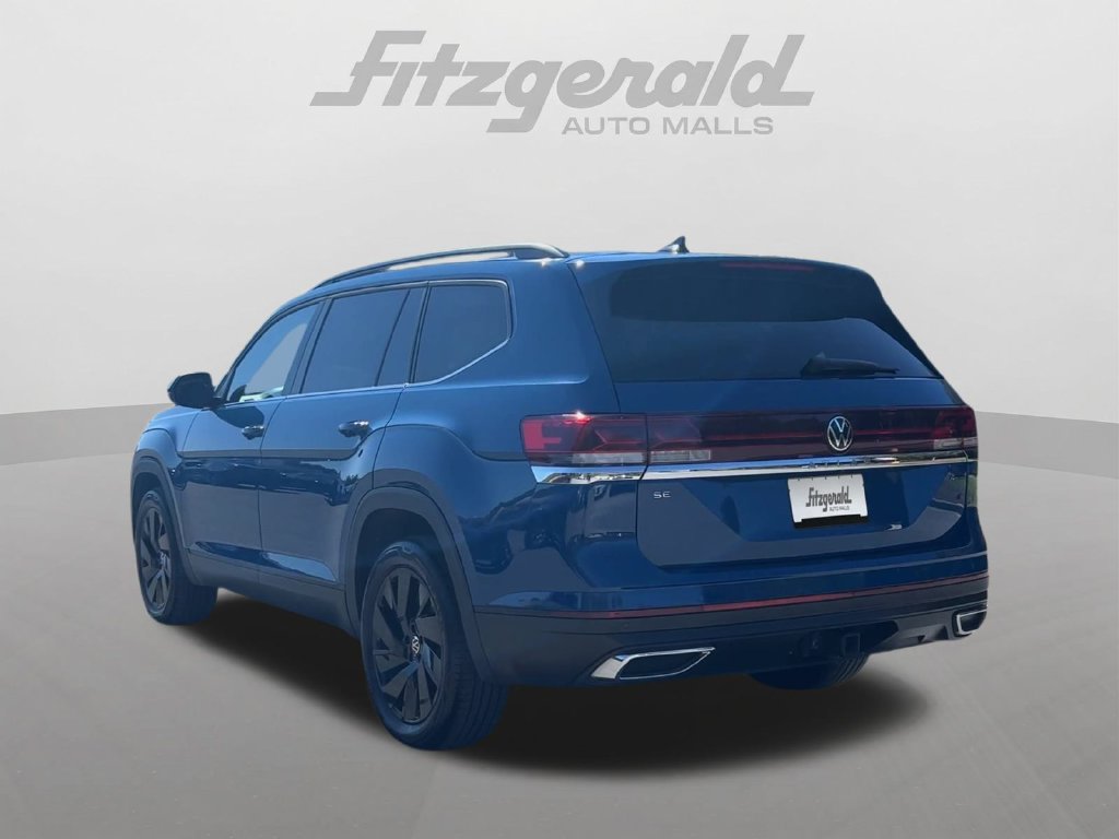 Used 2025 Volkswagen Atlas SE AWD/4WD image 7