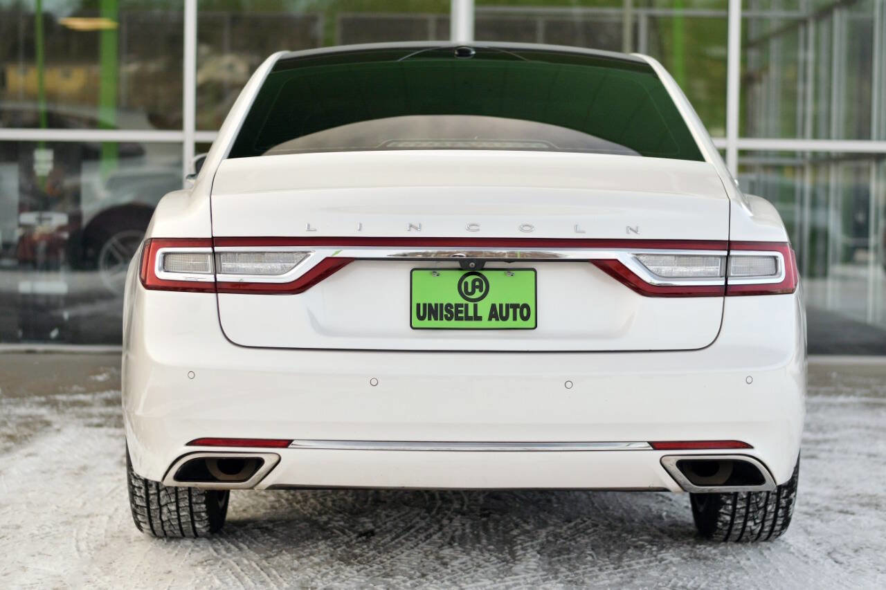 Used 2017 Lincoln Continental Reserve w/ Climate Package image 6