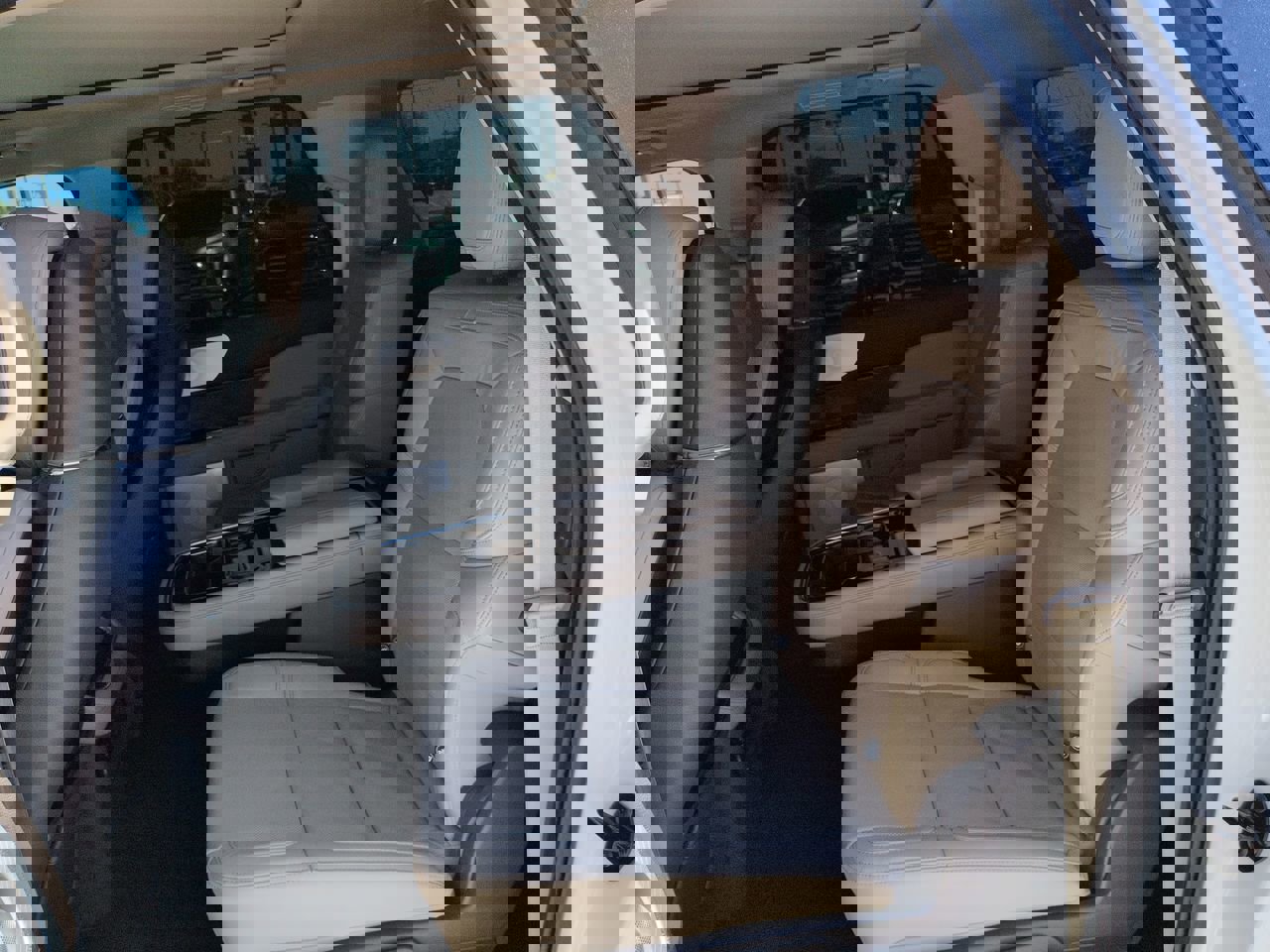 Certified 2023 Lincoln Navigator L Reserve image 14