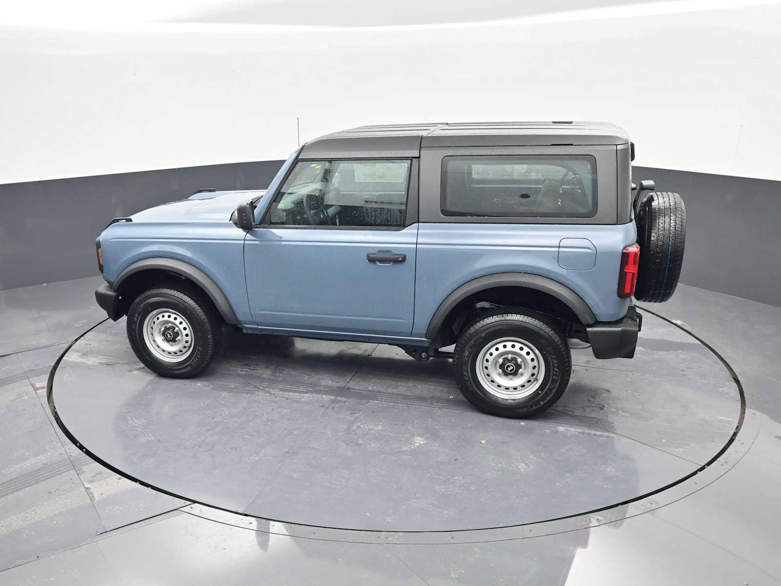 New 2025 Ford Bronco 2-Door image 48