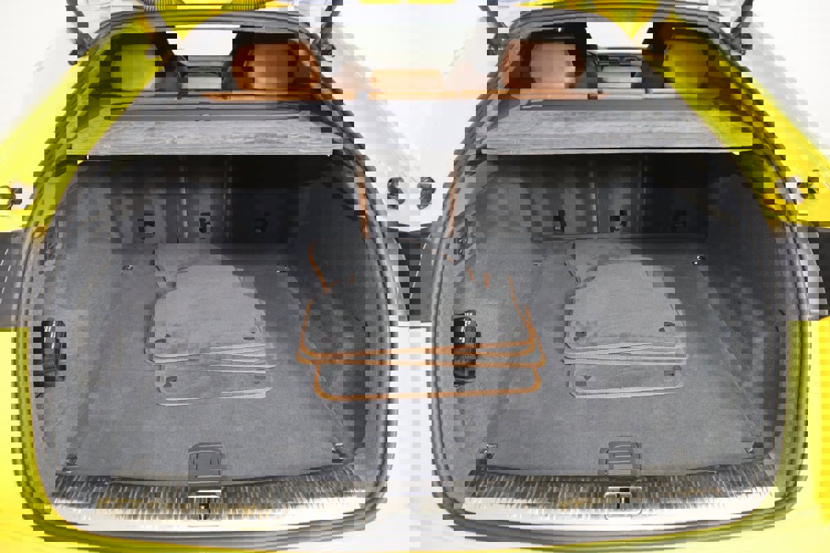 Used 2019 Lamborghini Urus image 85