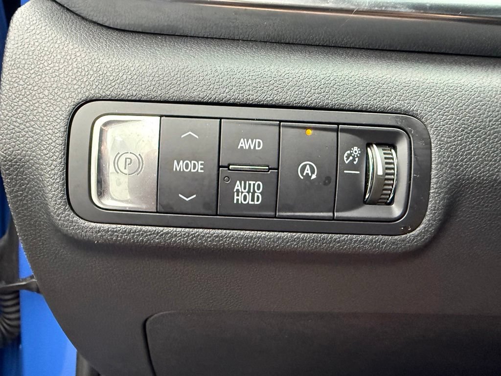 Used 2025 GMC Terrain Elevation AWD/4WD image 28