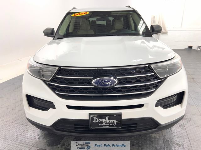 Used 2020 Ford Explorer XLT w/ Comfort Package image 2