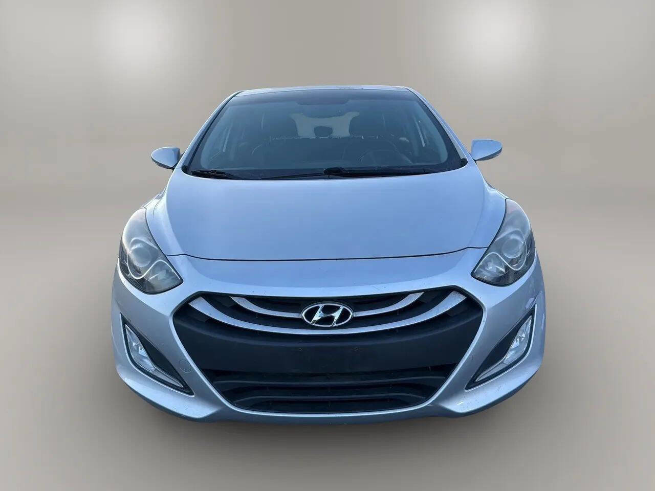Used 2014 Hyundai Elantra GT w/ Option Group 03 image 2