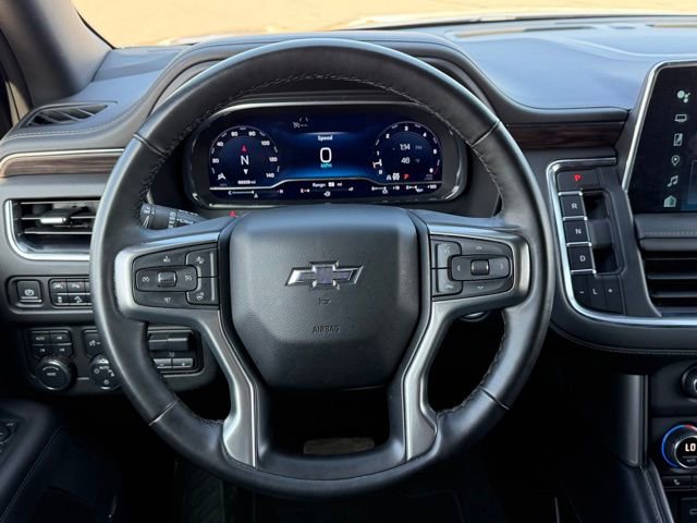 Used 2024 Chevrolet Suburban Z71 w/ Luxury Package AWD/4WD image 30