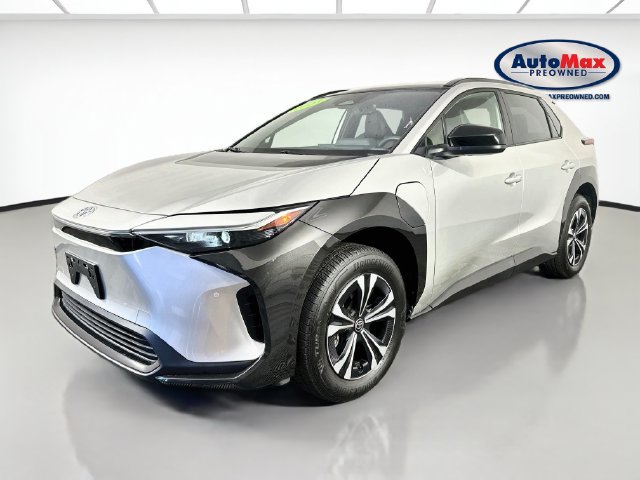 Used 2023 Toyota bZ4X AWD image 5