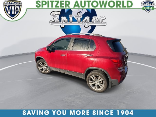 Used 2020 Chevrolet Trax LT w/ Sun & Sound Package AWD/4WD image 11