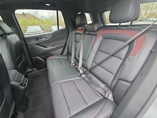 New 2026 Chevrolet Equinox RS w/ Convenience Package III FWD image 25