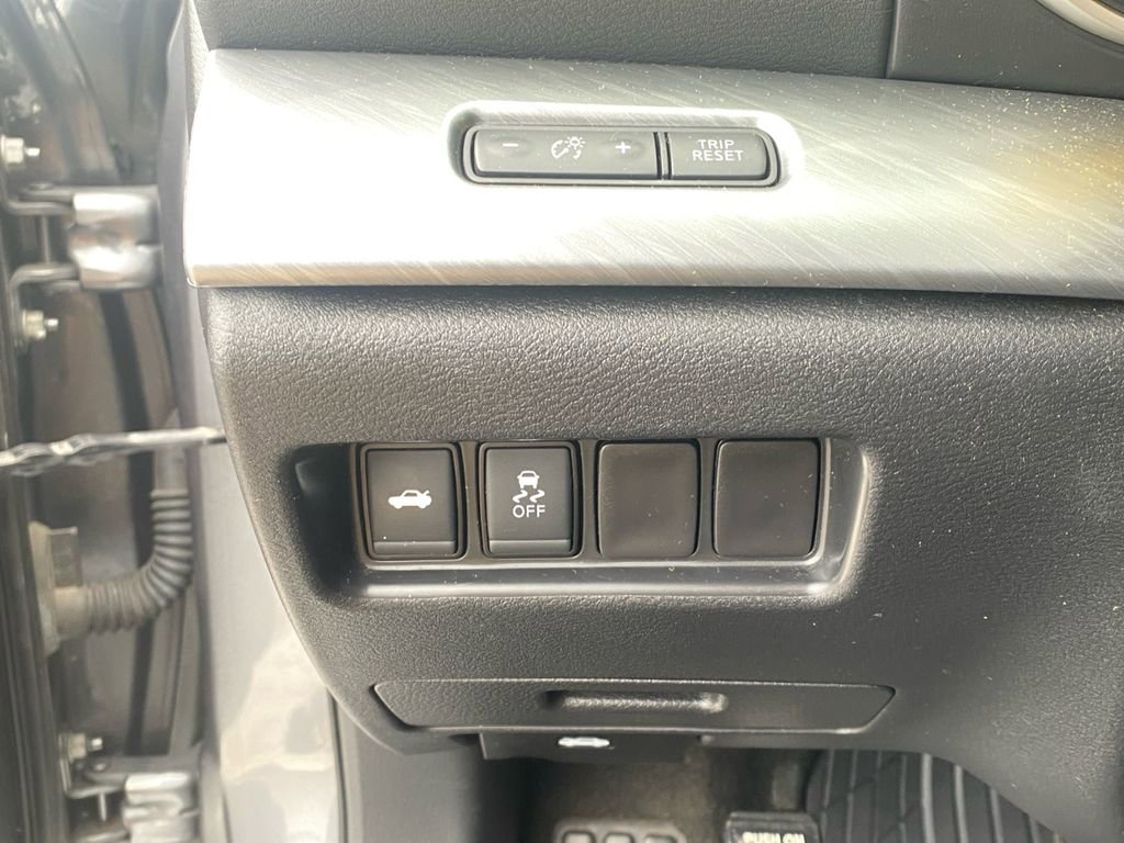 Used 2017 Nissan Maxima 3.5 S FWD image 16