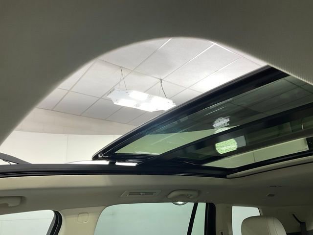 Certified 2022 Cadillac XT6 Premium Luxury w/ Technology Package image 17