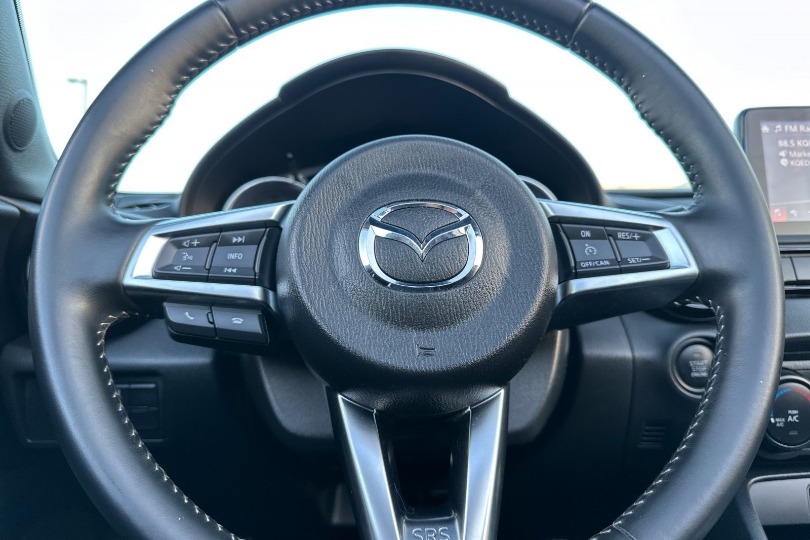 Used 2022 MAZDA MX-5 Miata Sport image 35