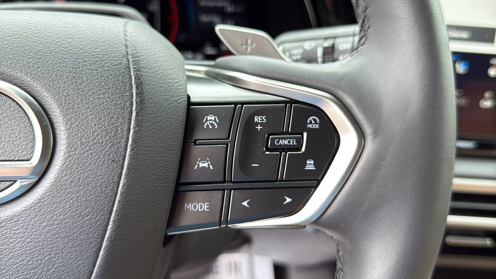 Used 2025 Lexus RX 350 Premium w/ Convenience Package AWD/4WD image 13