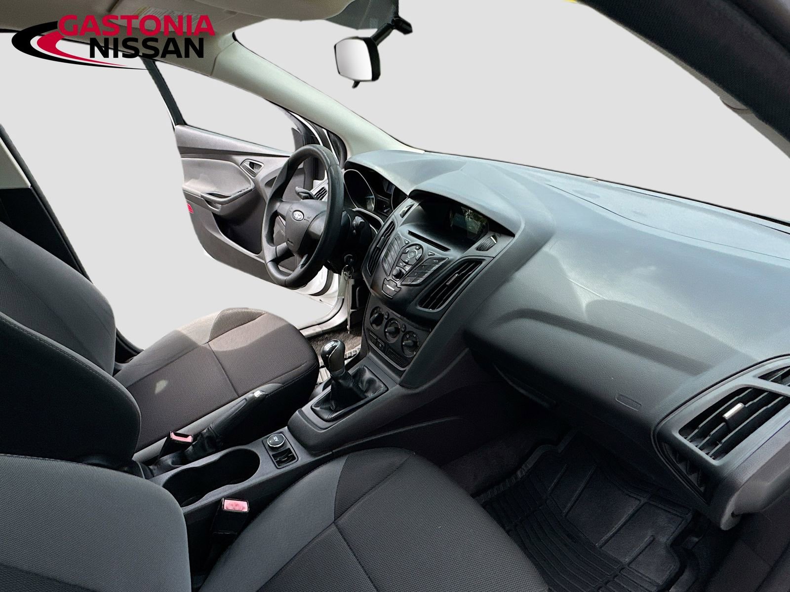 Used 2012 Ford Focus S FWD image 32