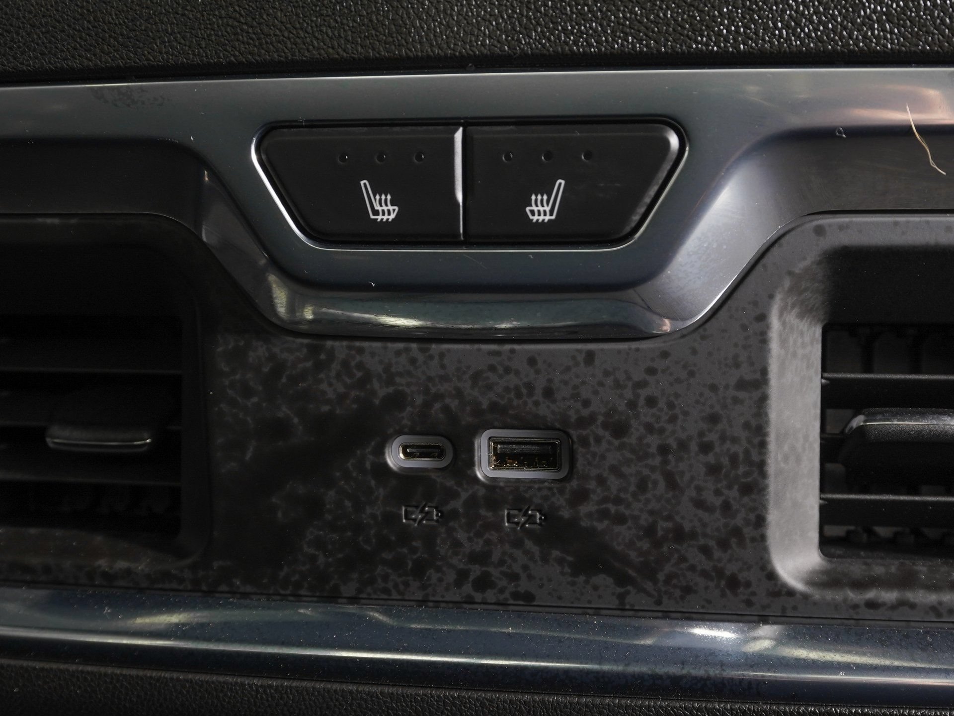 Used 2026 Chevrolet Silverado 3500 High Country w/ High Country Premium Package AWD/4WD image 11