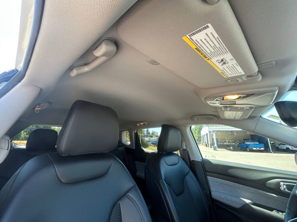 Used 2022 Jeep Compass Latitude w/ Convenience Group image 27