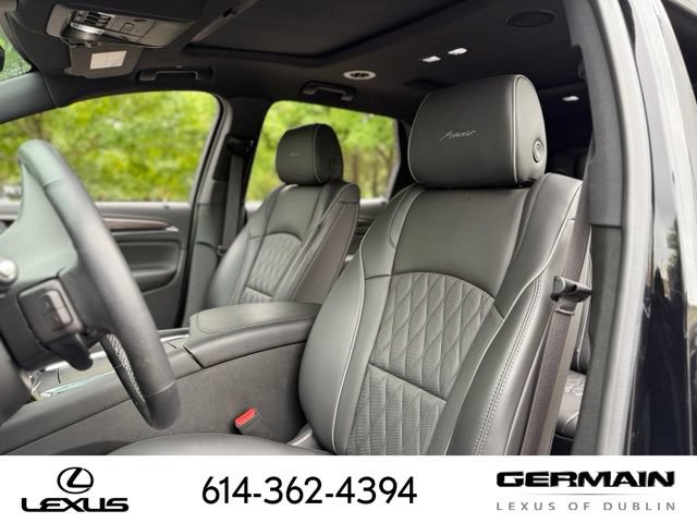Used 2024 Buick Enclave Avenir w/ Avenir Technology Package AWD/4WD image 14