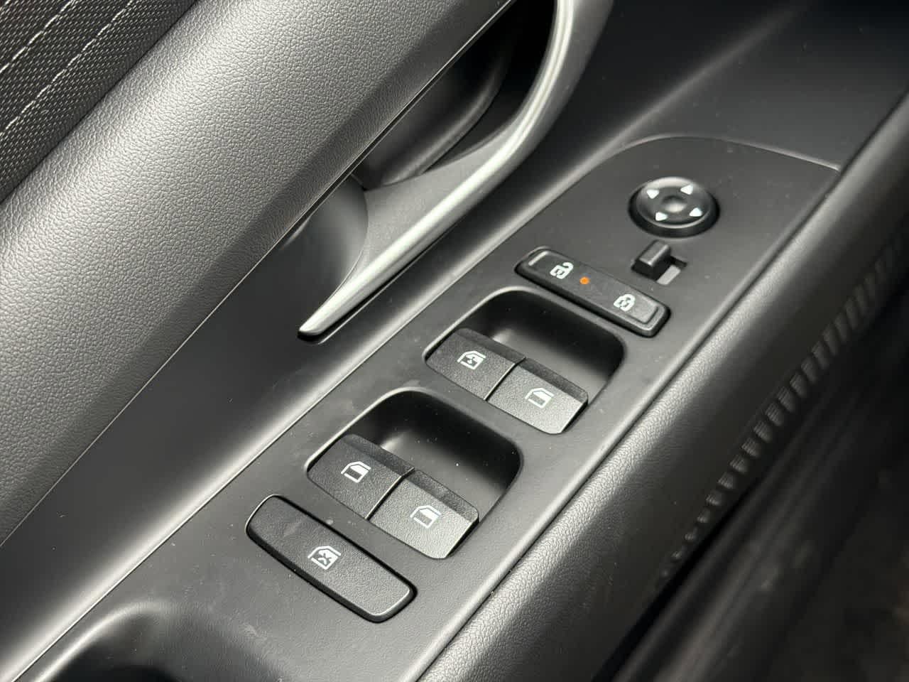 New 2026 Hyundai Elantra Hybrid FWD image 11