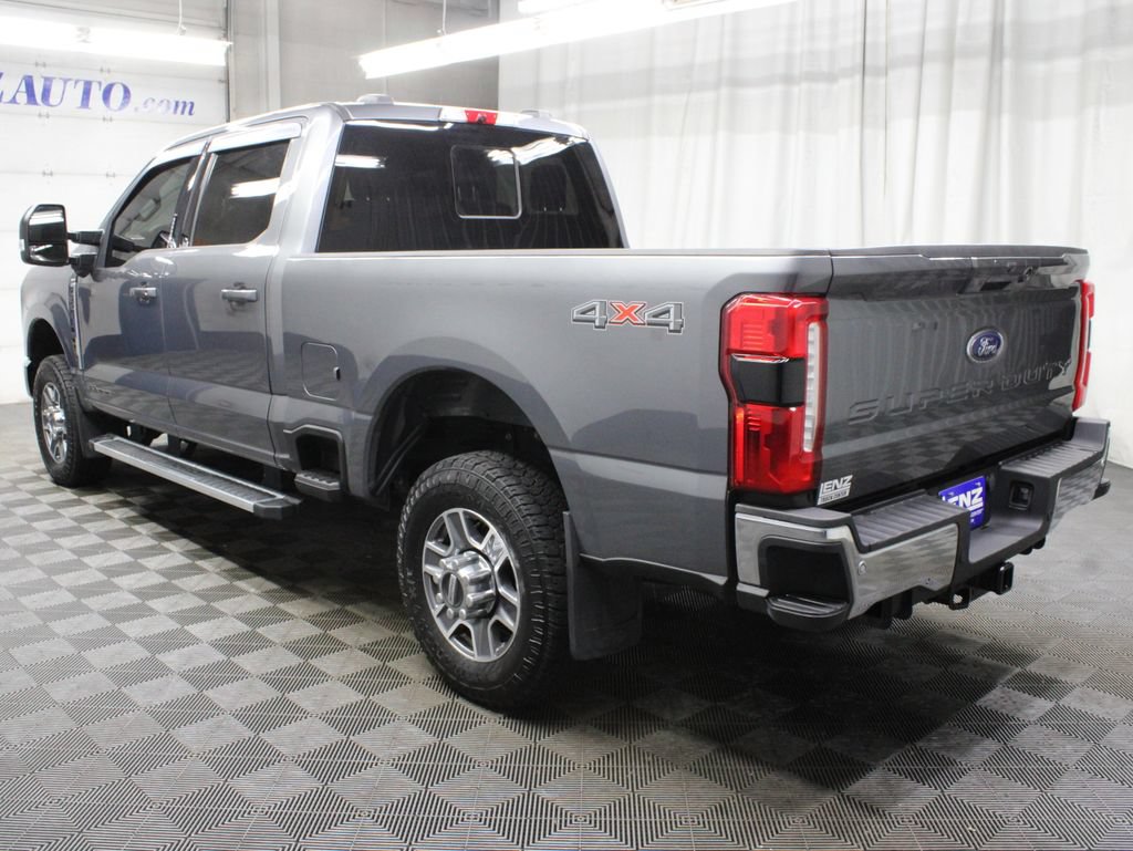 Used 2024 Ford F350 Lariat AWD/4WD image 7