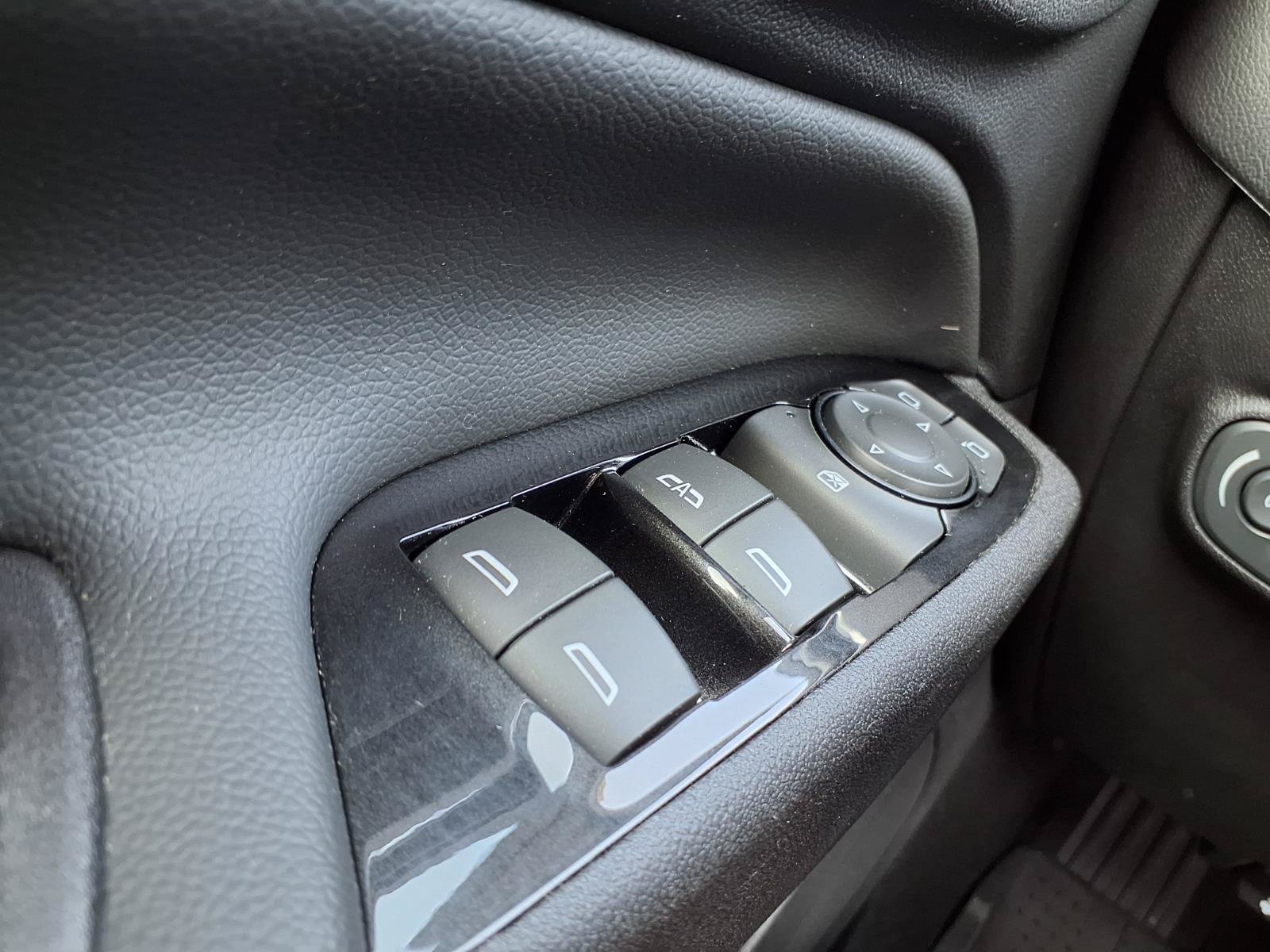 Used 2022 Chevrolet Equinox Premier AWD/4WD image 22