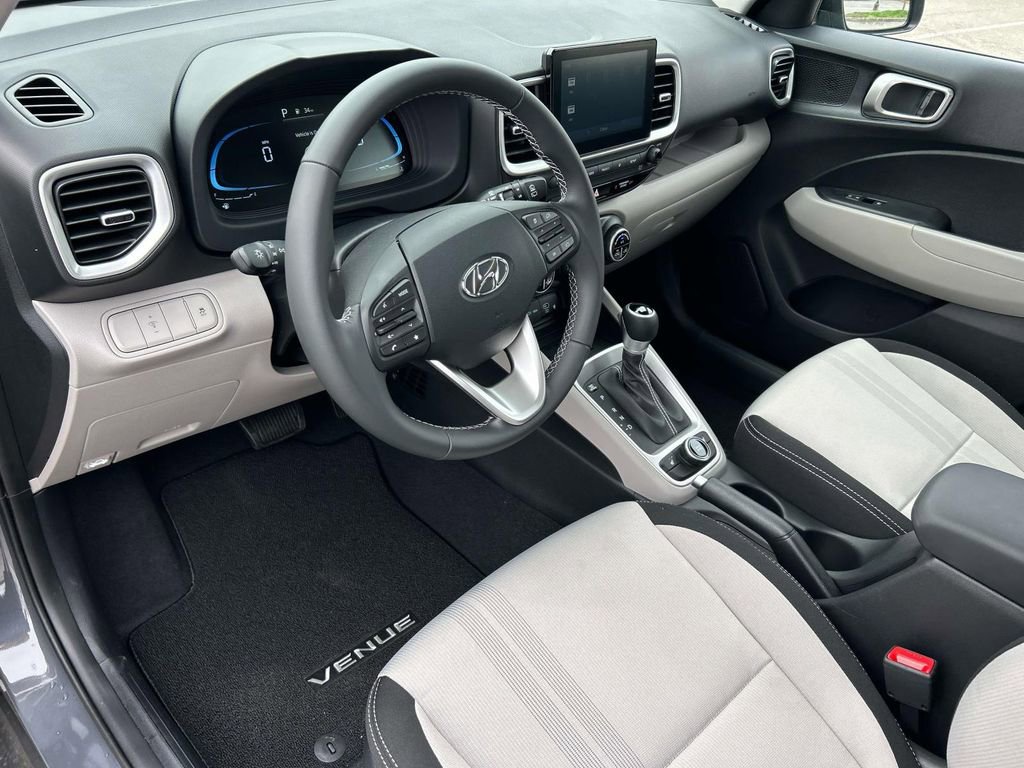 New 2026 Hyundai Venue SEL FWD image 13