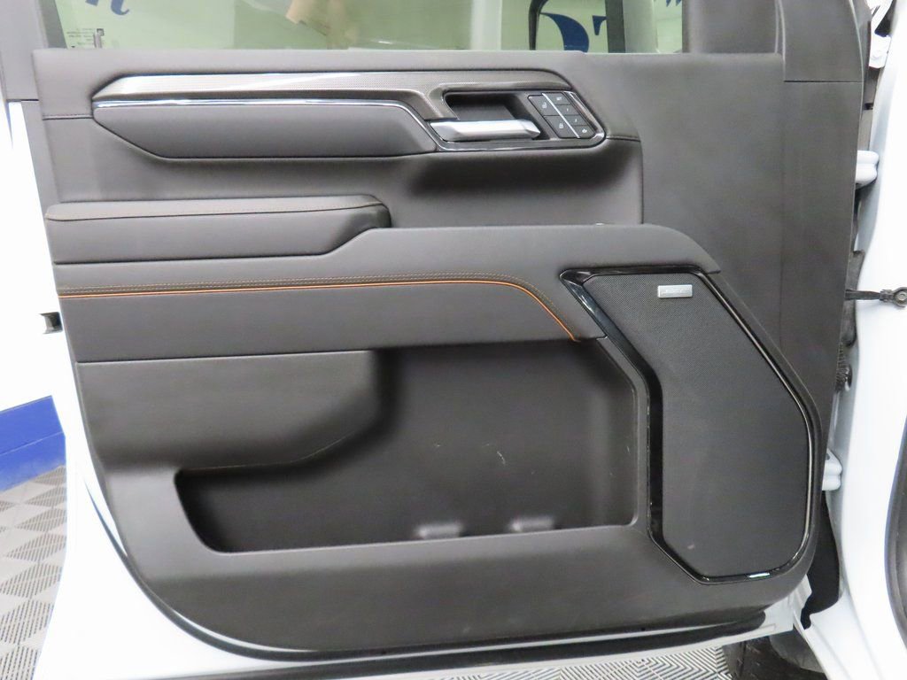 Used 2025 GMC Sierra 2500 AT4 AWD/4WD image 54