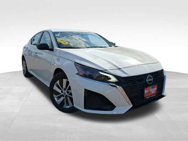 Certified 2025 Nissan Altima 2.5 S FWD 360° Tour