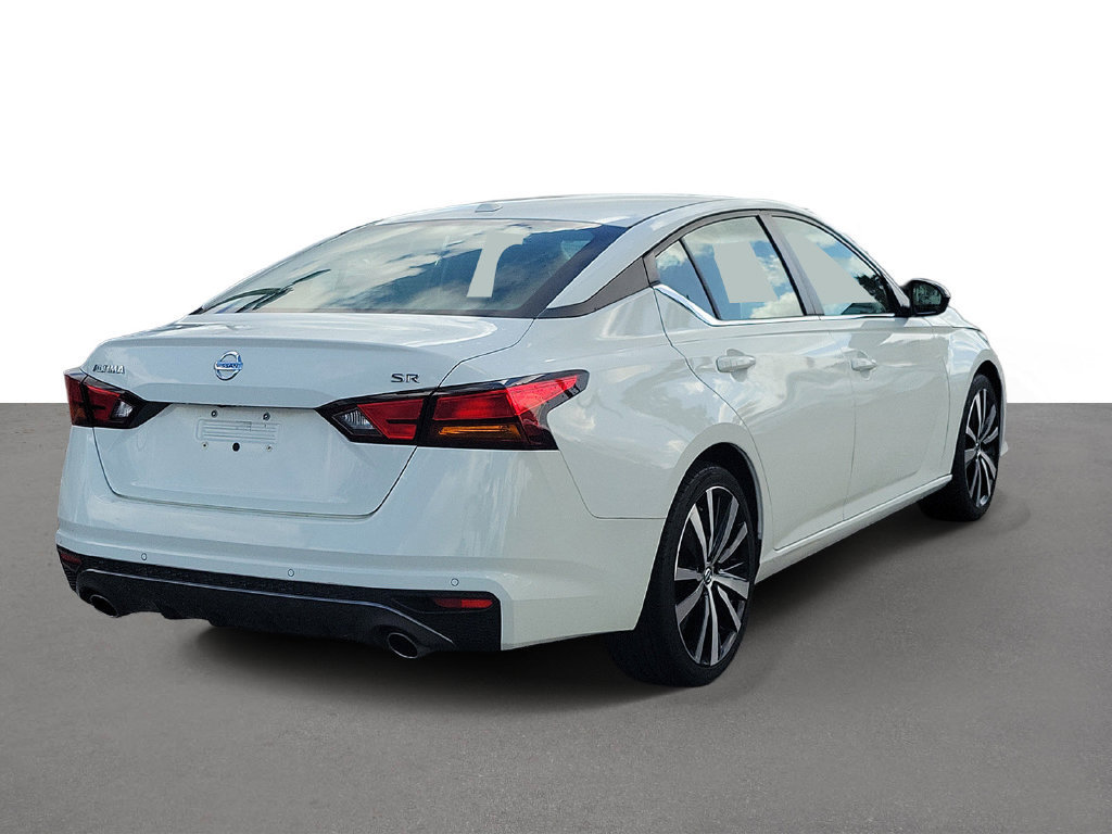 Used 2021 Nissan Altima 2.5 SR FWD image 3