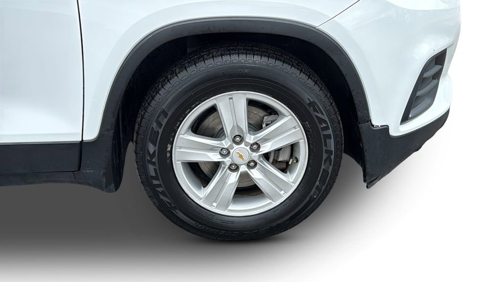 Used 2020 Chevrolet Trax LS image 24