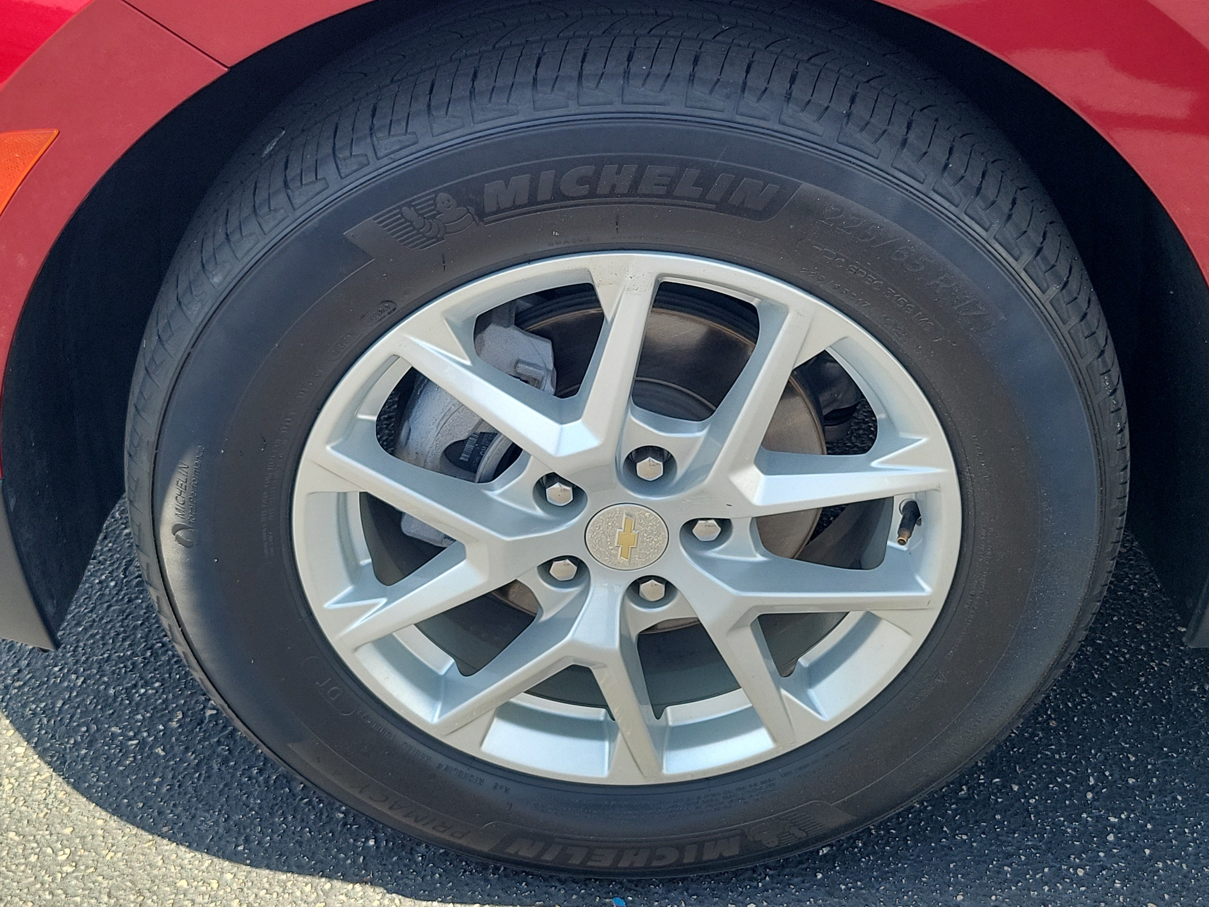 Used 2023 Chevrolet Equinox LT FWD image 8
