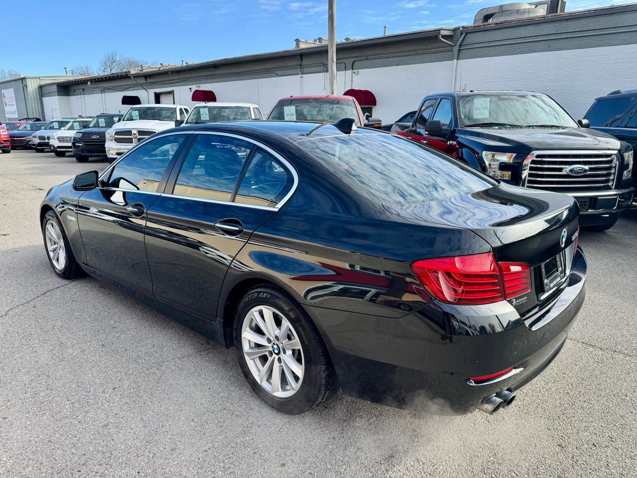 Used 2015 BMW 528i Sedan image 4