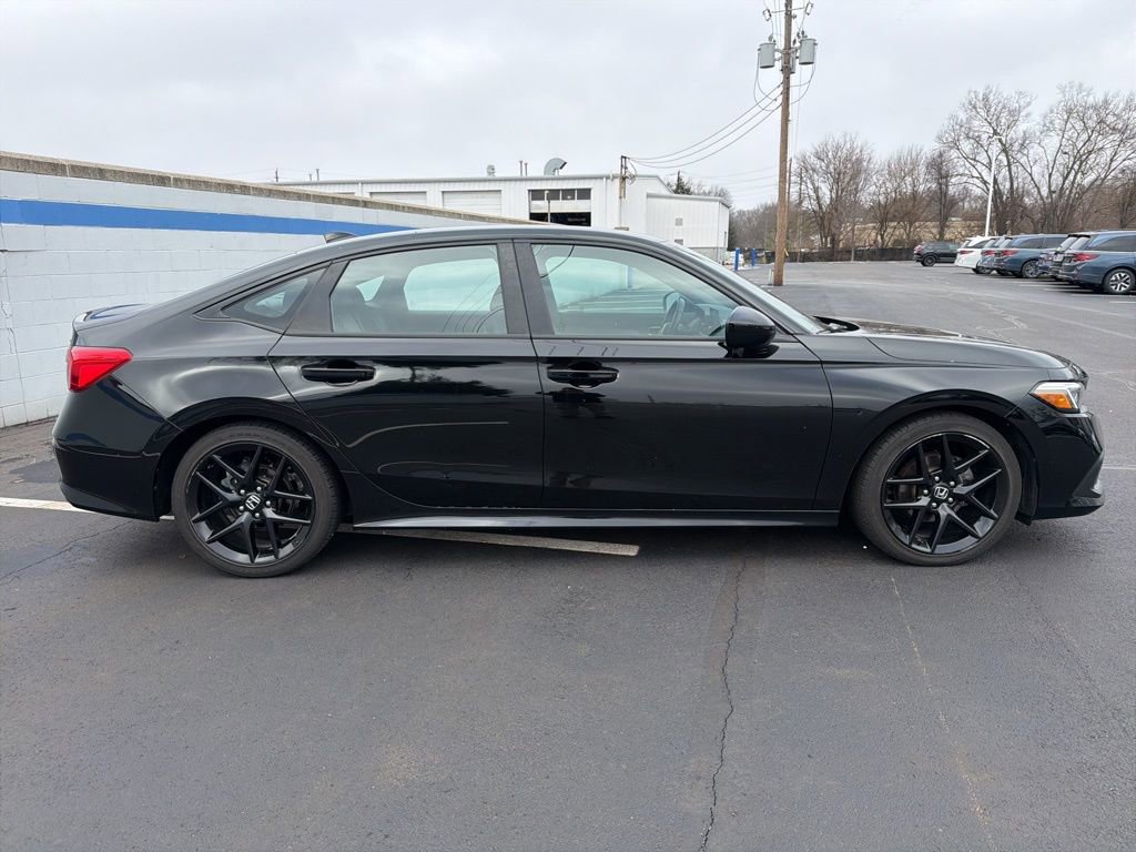 Used 2023 Honda Civic Sport image 6