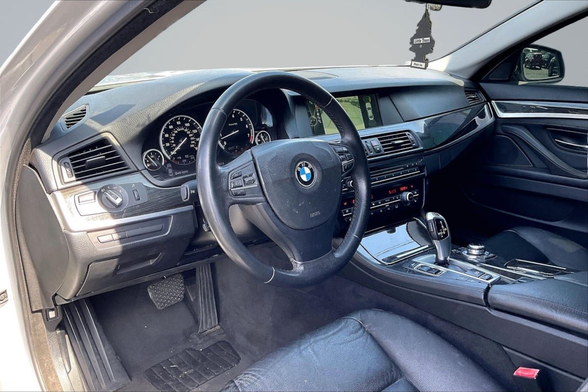 Used 2013 BMW 535i Sedan RWD image 14