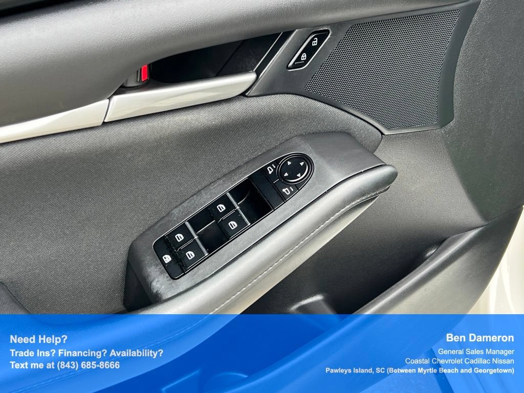 Used 2022 MAZDA MAZDA3 s FWD image 6