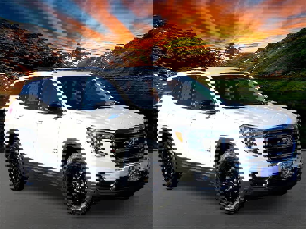 Used 2023 GMC Terrain AT4 image 8