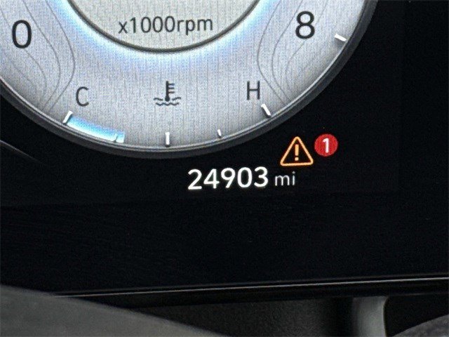 Used 2024 Hyundai Elantra Limited image 29