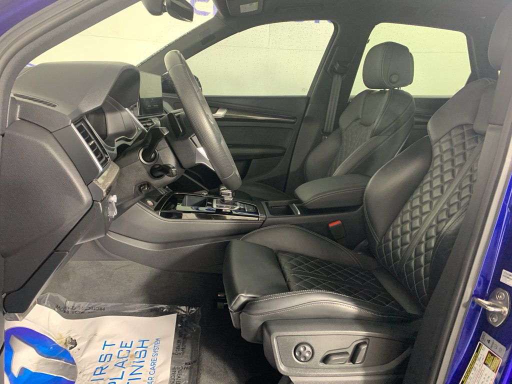 Used 2021 Audi SQ5 Prestige w/ Prestige Package image 16
