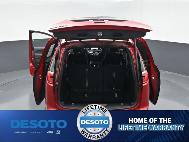 New 2026 Chrysler Pacifica Select image 52