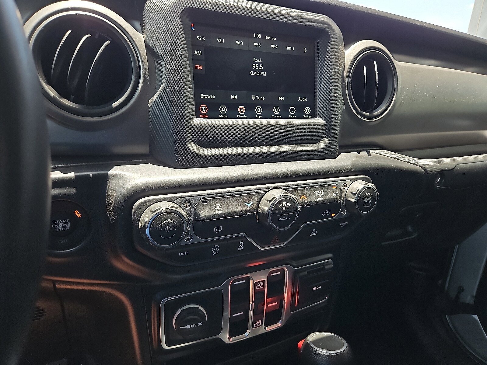 Used 2023 Jeep Gladiator Sport AWD/4WD image 10