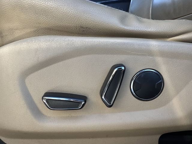 Used 2017 Ford Explorer XLT w/ Equipment Group 202A image 27