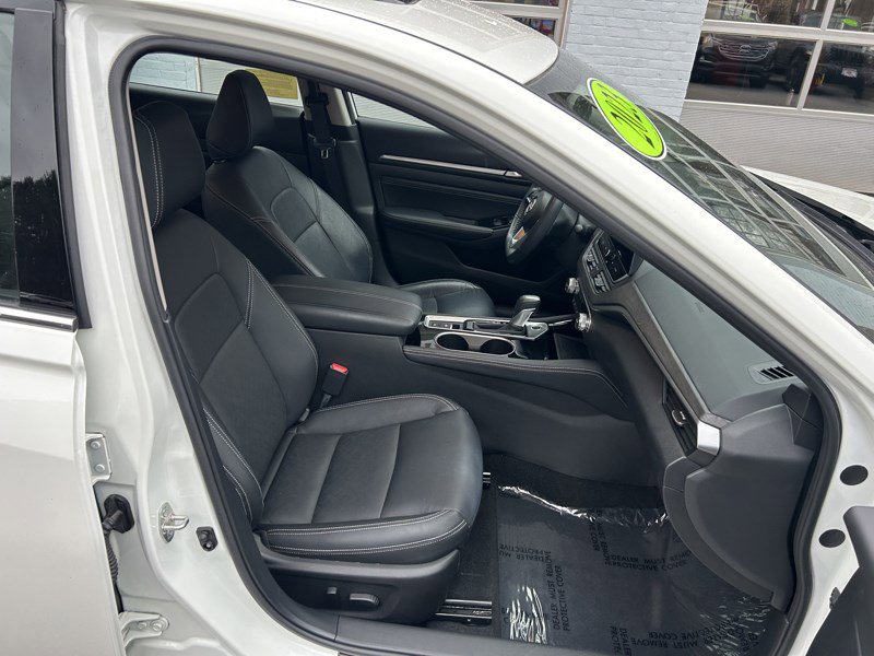 Used 2023 Nissan Altima 2.5 SL AWD/4WD image 14