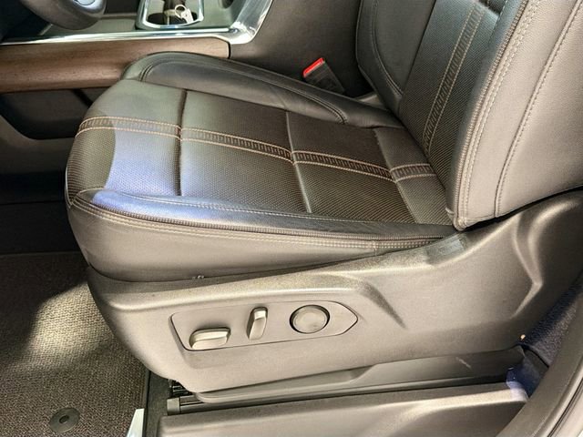 Certified 2024 Chevrolet Silverado 3500 High Country w/ Technology Package image 18