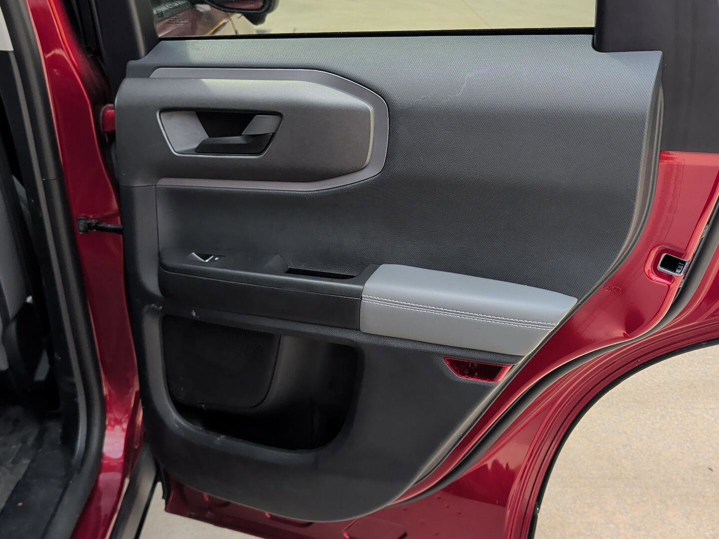 Used 2025 Ford Bronco Sport Badlands image 30